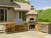 Fire Pits & Fireplaces